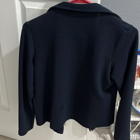 Jacket - Picture 3 of 4